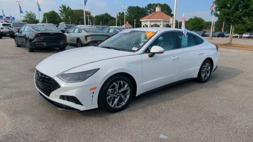 2023 Hyundai SONATA SEL