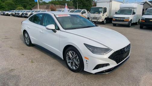 2023 Hyundai SONATA SEL