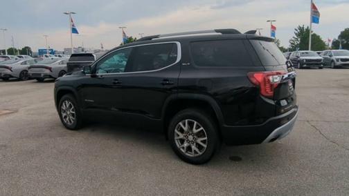 2021 GMC Acadia SLT
