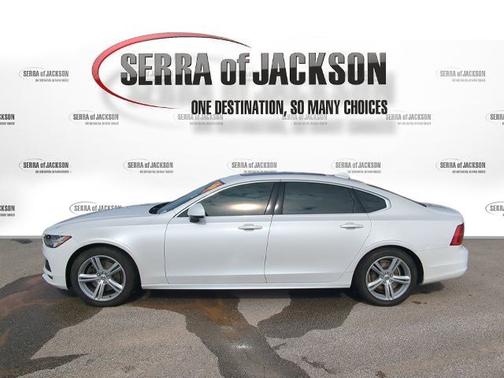 2019 Volvo S90 T5 Momentum