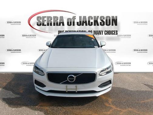 2019 Volvo S90 T5 Momentum