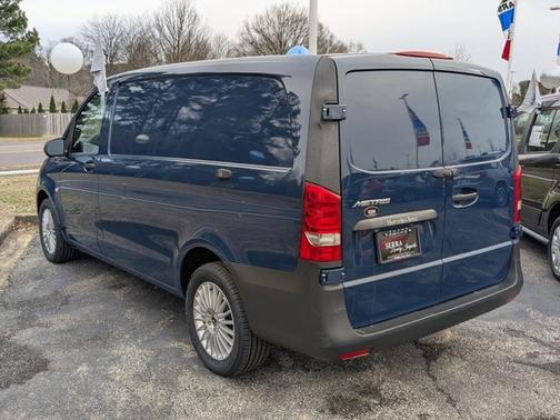 2022 Mercedes-Benz Metris 
