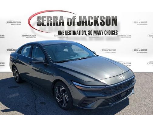 2024 Hyundai ELANTRA Limited