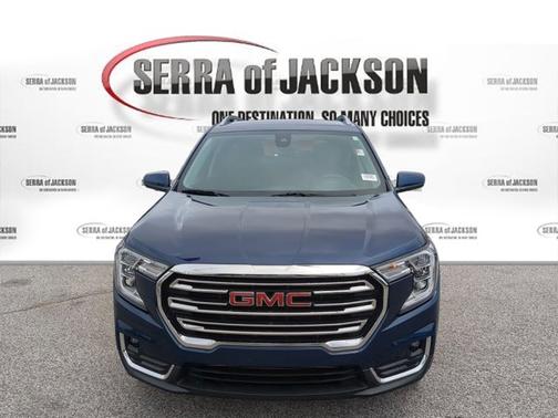 Marine Metallic 2022 GMC Terrain SLT