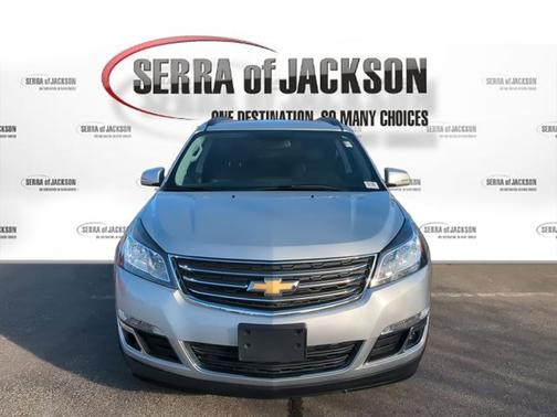 2017 Chevrolet Traverse 2LT