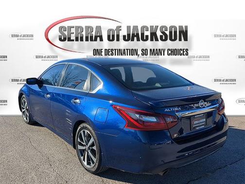 2017 Nissan Altima 2.5 SR