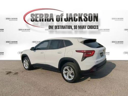 2024 Chevrolet Trax LS
