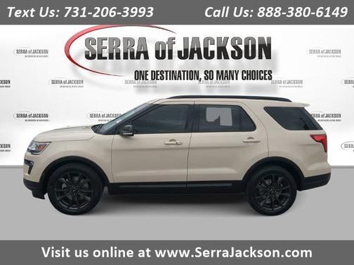 Platinum Dune Metallic Tri-Coat 2018 Ford Explorer XLT