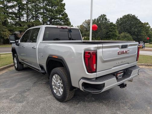 2023 GMC Sierra 2500 Denali