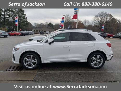 2022 Audi Q3 S line Premium Plus