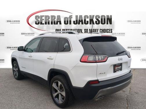 Bright White Clearcoat 2019 Jeep Cherokee Limited