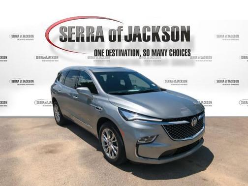 Moonstone Gray Metallic 2024 Buick Enclave Avenir