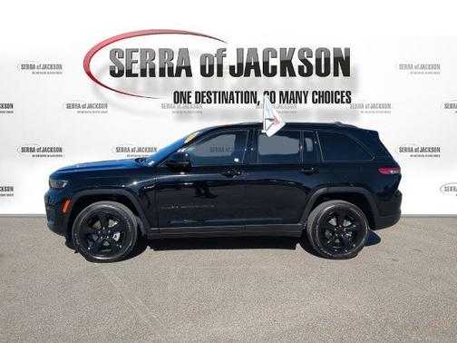 2023 Jeep Grand Cherokee Altitude