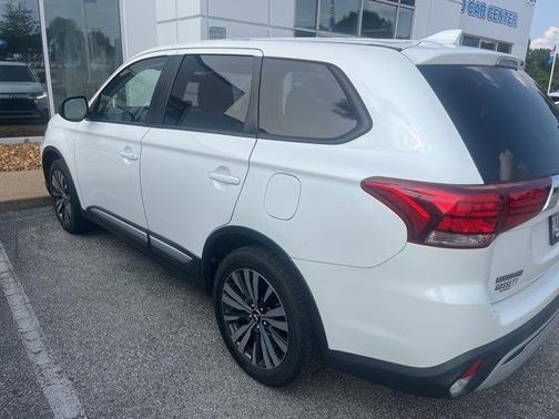 2019 Mitsubishi Outlander ES