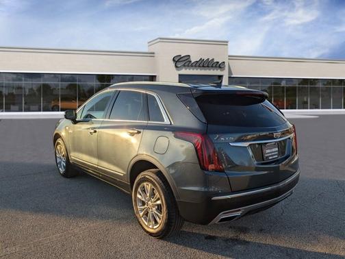 2020 Cadillac XT5 Premium Luxury FWD