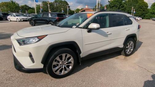 2021 Toyota RAV4 XLE Premium