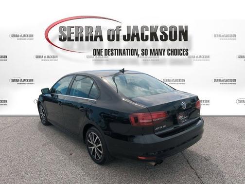 Black 2017 Volkswagen Jetta 1.4T SE
