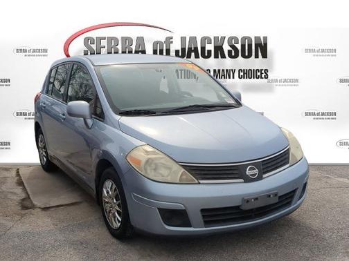 2009 Nissan Versa 1.8 S