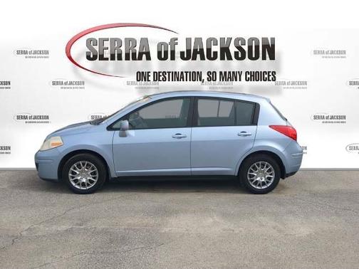 2009 Nissan Versa 1.8 S