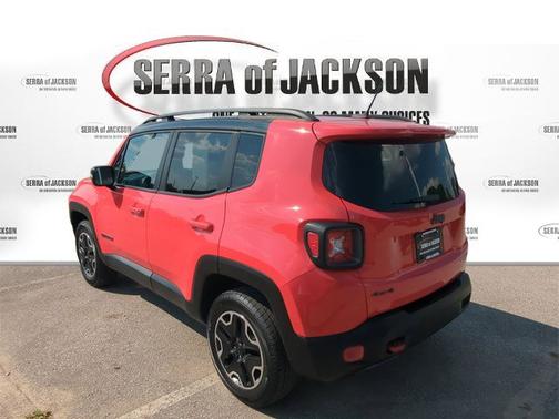 2016 Jeep Renegade Trailhawk