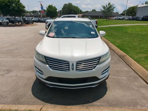 White Platinum Metallic Tri-Coat 2015 Lincoln MKC Base