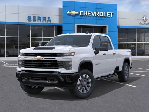 Summit White 2026 Chevrolet Silverado 2500 Custom