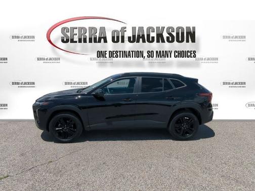 Mosaic Black Metallic 2025 Chevrolet Trax ACTIV