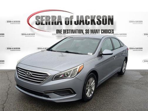 2016 Hyundai SONATA SE