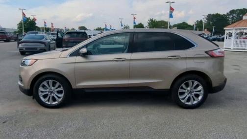 2020 Ford Edge Titanium
