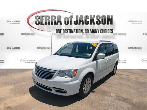 Bright White Clearcoat 2016 Chrysler Town & Country Touring