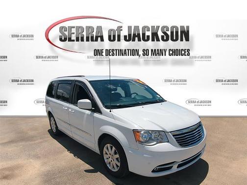 Bright White Clearcoat 2016 Chrysler Town & Country Touring