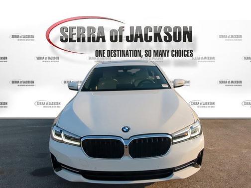 2021 BMW 530 i