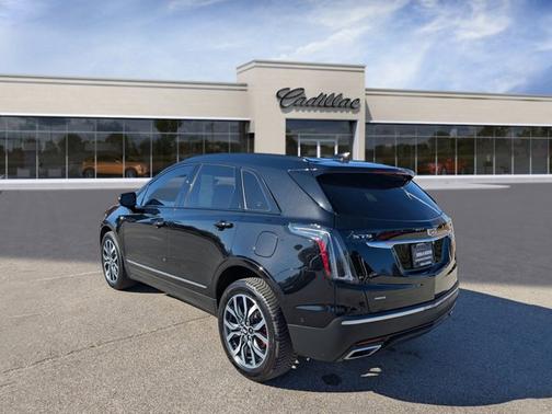 2023 Cadillac XT5 AWD Sport