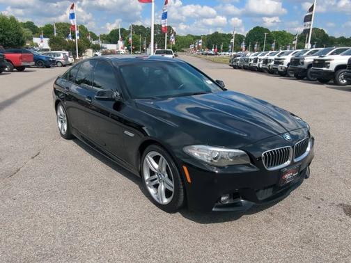 Black 2015 BMW 535 i