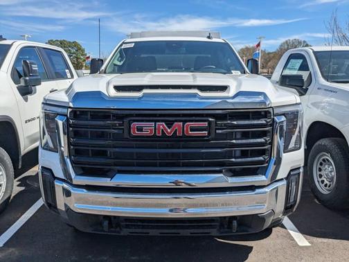 2025 GMC Sierra 3500 Pro