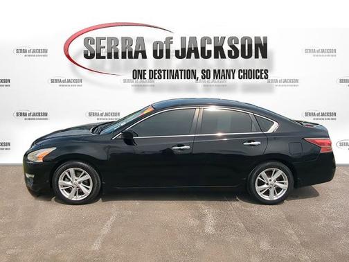 Super Black 2015 Nissan Altima 2.5 SV