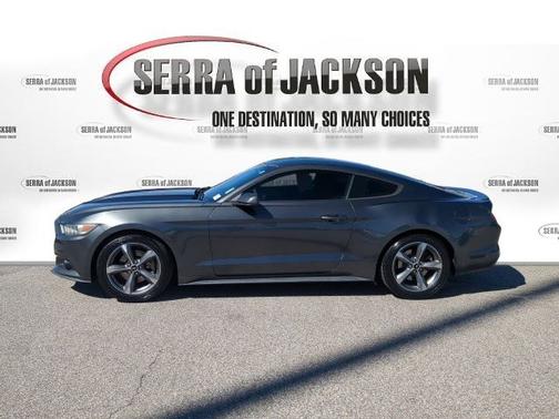 2016 Ford Mustang V6