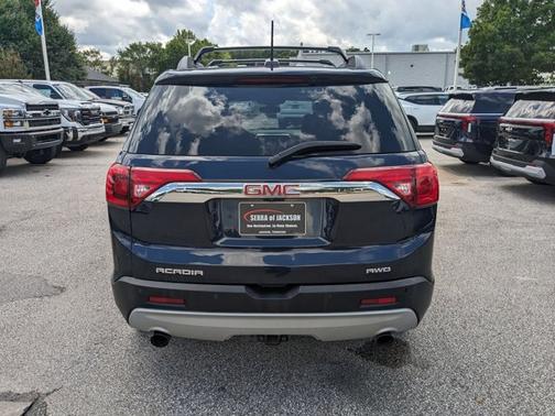 2017 GMC Acadia SLT-2