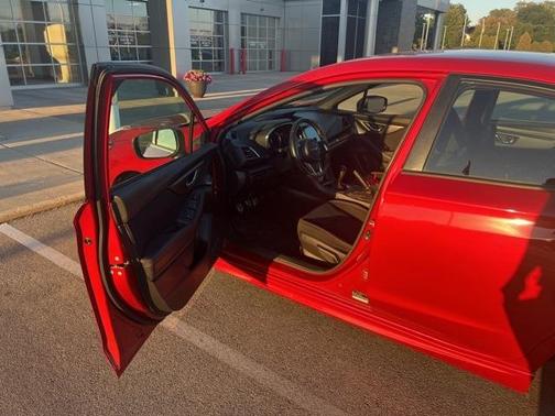 2017 Subaru Impreza 2.0i Sport