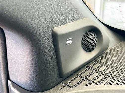 2025 Toyota bZ4X Limited