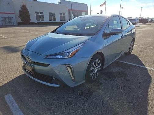 2021 Toyota Prius XLE