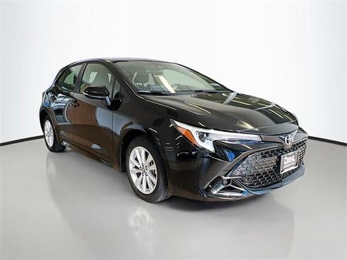 2025 Toyota Corolla Hatchback SE