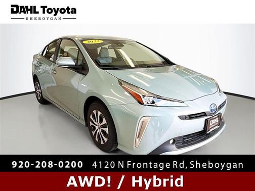 2022 Toyota Prius LE
