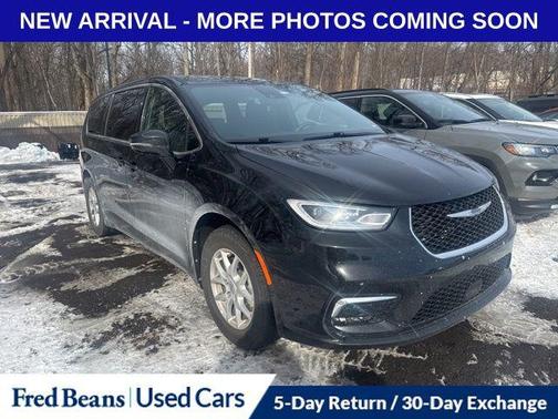 2025 Chrysler Pacifica L