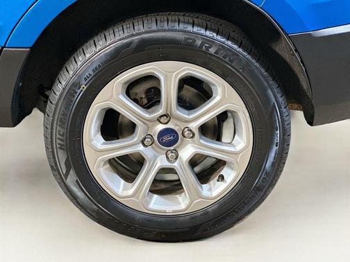 Blue Candy Metallic Tinted Clearcoat 2019 Ford EcoSport SE