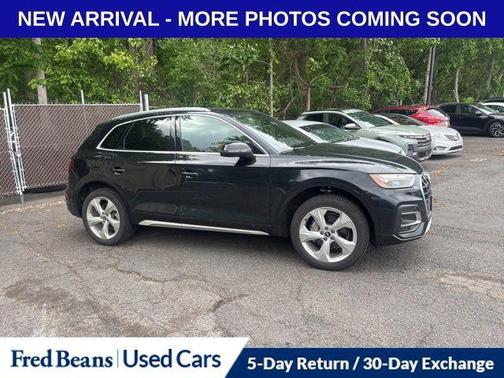 Black 2021 Audi Q5 45 Premium Plus
