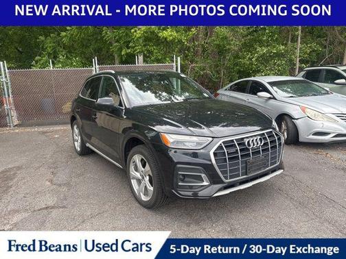 Black 2021 Audi Q5 45 Premium Plus