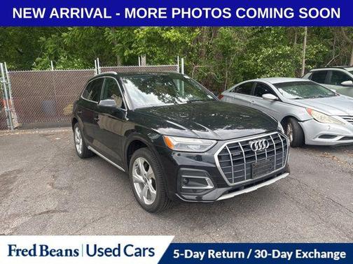 Black 2021 Audi Q5 45 Premium Plus