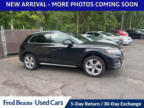 Black 2021 Audi Q5 45 Premium Plus