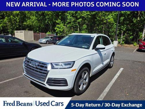 Ibis White 2018 Audi Q5 2.0T Tech Premium